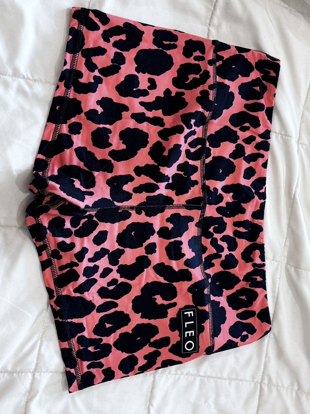 FLEO Coral Pink Leopard XL Standout